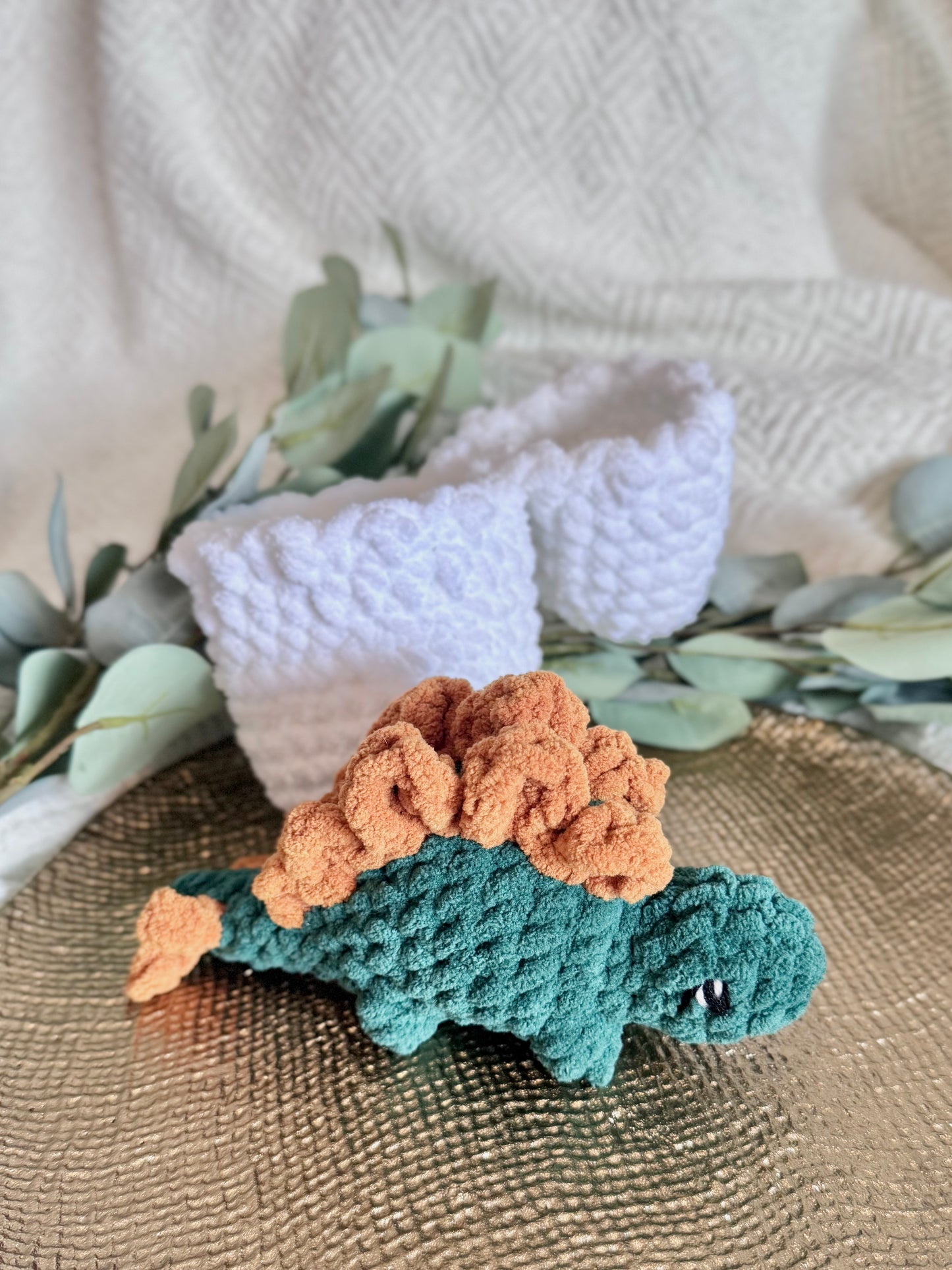 Made to Order - Hatching Dinos